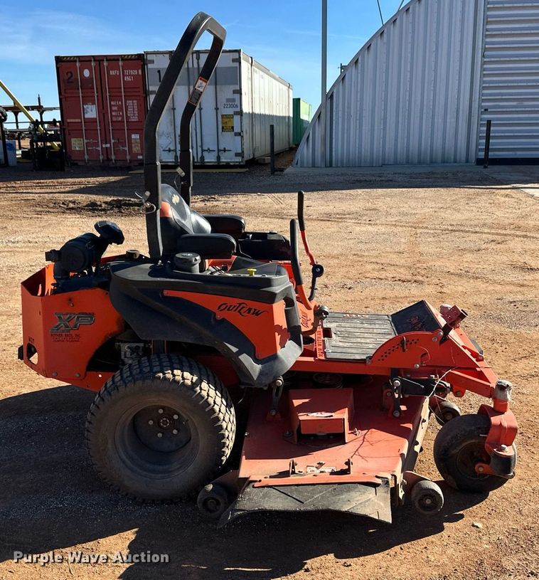 image for item ER8344 2015 Bad Boy Outlaw XP ZTR lawn mower