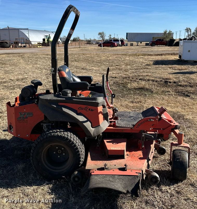 image for item ER8346 2017 Bad Boy Outlaw XP ZTR lawn mower