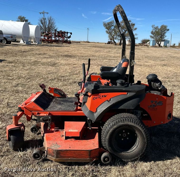 image for item ER8346 2017 Bad Boy Outlaw XP ZTR lawn mower