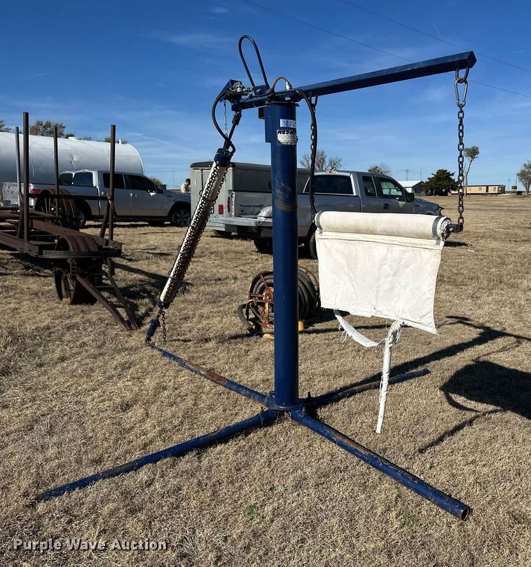 image for item ER8354 (2) cattle oilers