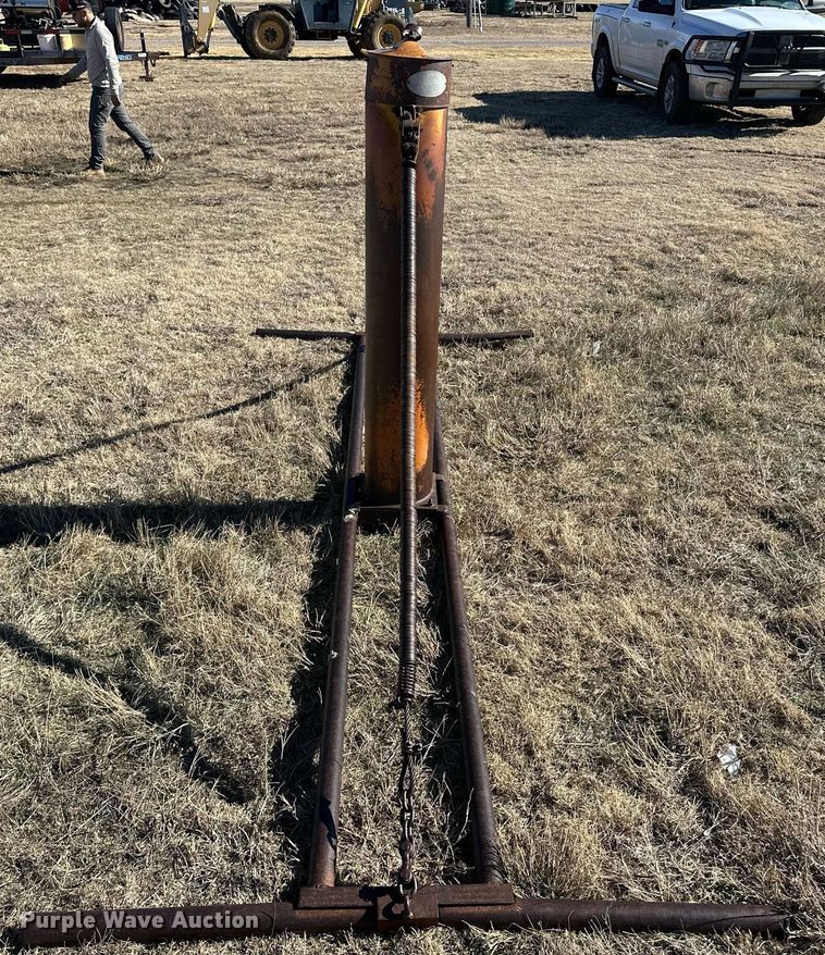 image for item ER8354 (2) cattle oilers