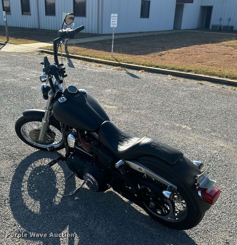 image for item IE9153 2007 Harley Davidson Dyna  motorcycle