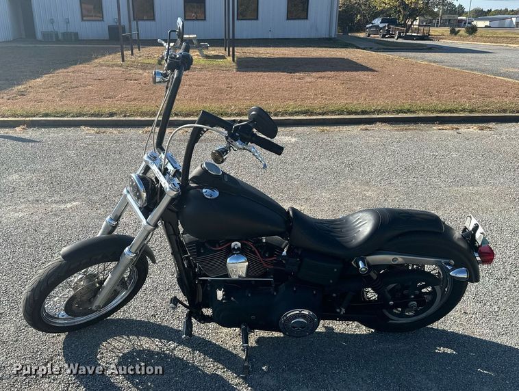 image for item IE9153 2007 Harley Davidson Dyna  motorcycle