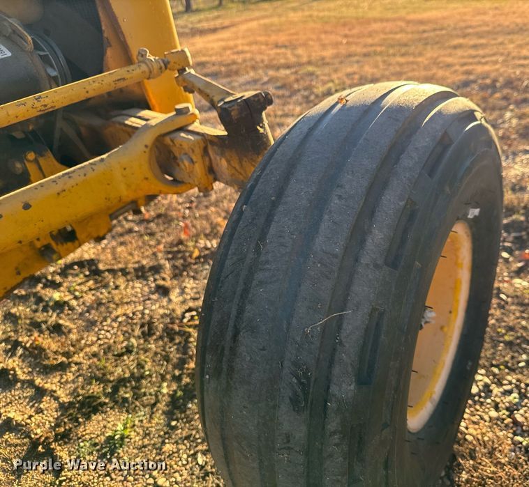 image for item LH9300 Massey Ferguson  MF35 Turf Special tractor