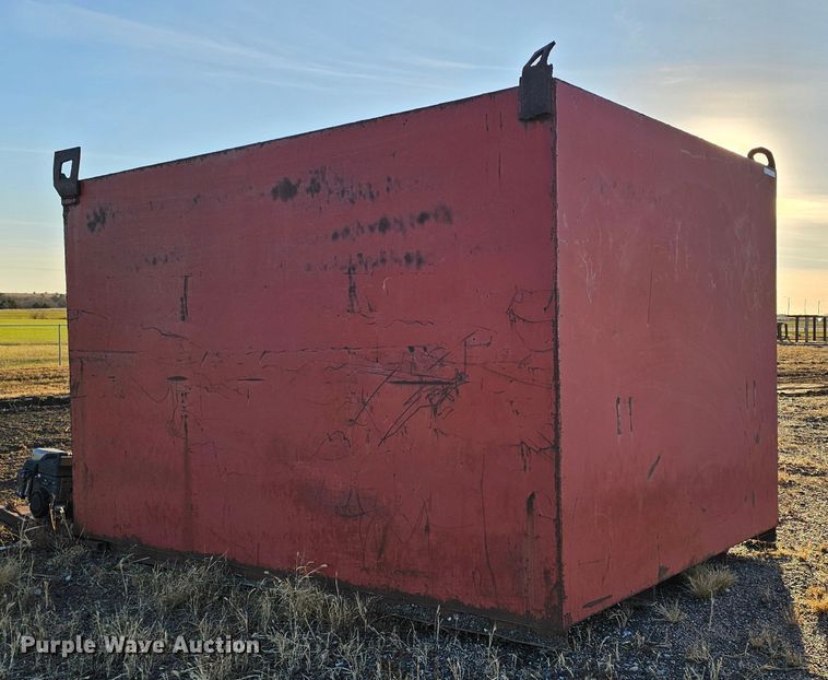 image for item LW9987 Sioux City Foundry RWT-30 water tank