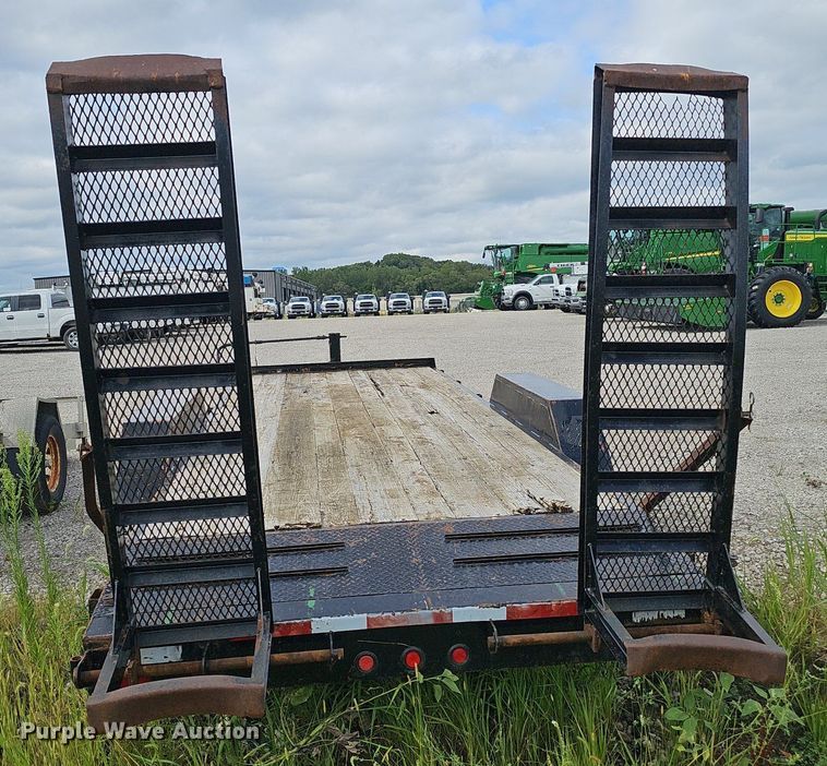 image for item ML9509 2006 Maurer Manufacturing equipment trailer