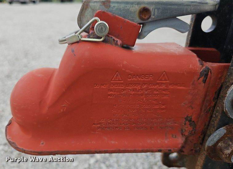 image for item ML9509 2006 Maurer Manufacturing equipment trailer