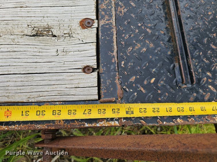 image for item ML9509 2006 Maurer Manufacturing equipment trailer