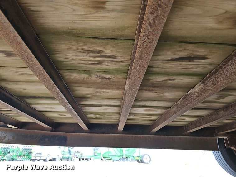 image for item ML9509 2006 Maurer Manufacturing equipment trailer