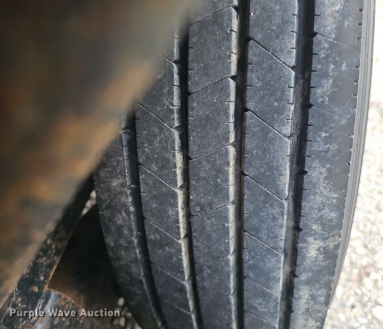 image for item ML9509 2006 Maurer Manufacturing equipment trailer