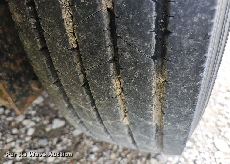 image for item ML9509 2006 Maurer Manufacturing equipment trailer