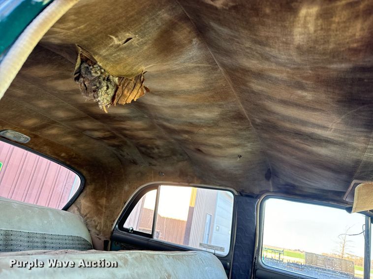 image for item MS9997 1952 Plymouth sedan