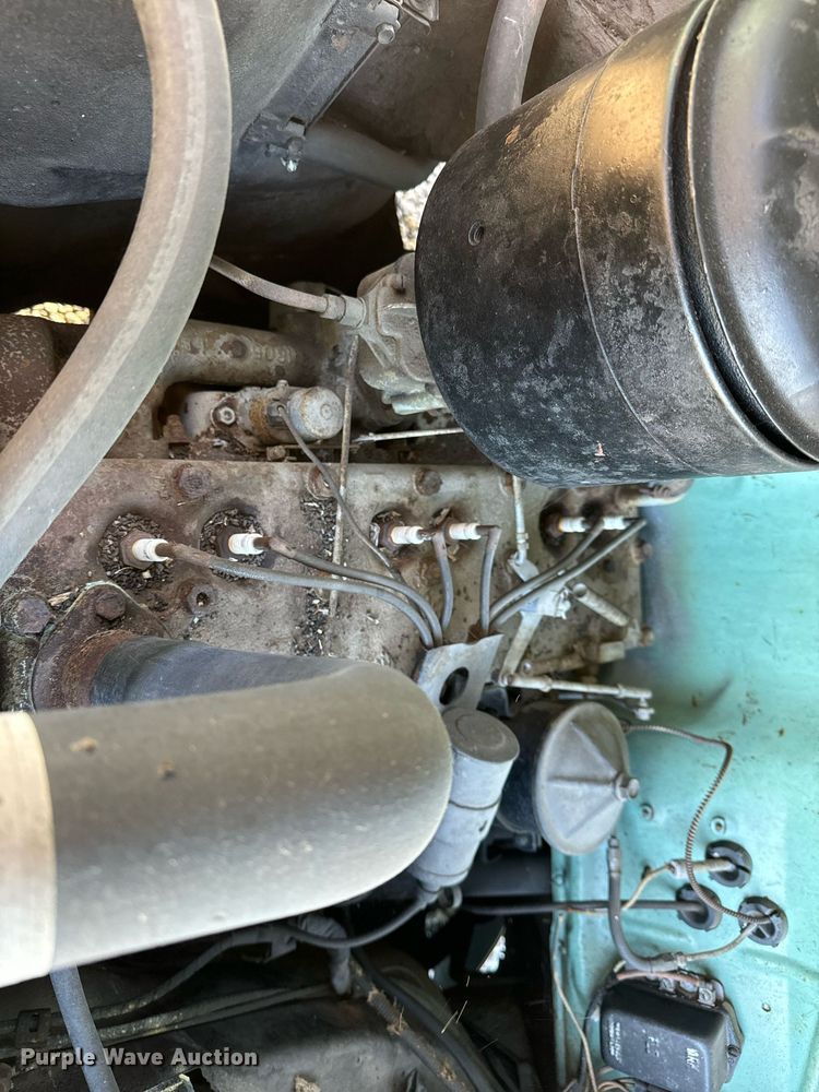 image for item MS9997 1952 Plymouth sedan