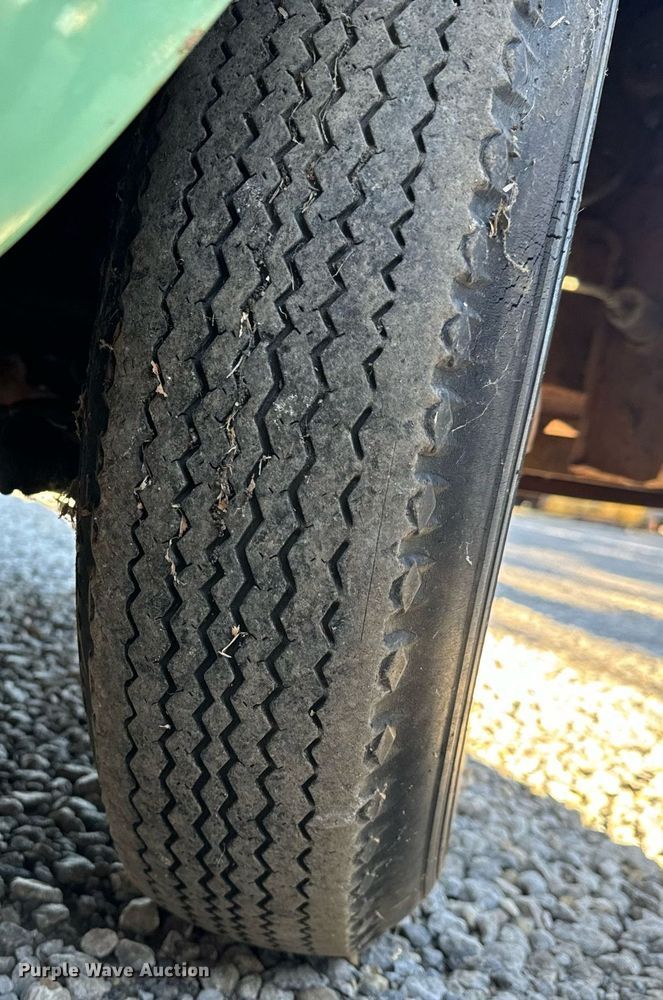 image for item MS9997 1952 Plymouth sedan