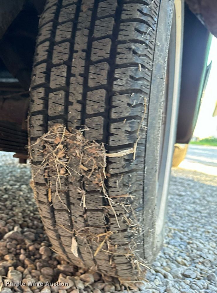 image for item MS9997 1952 Plymouth sedan