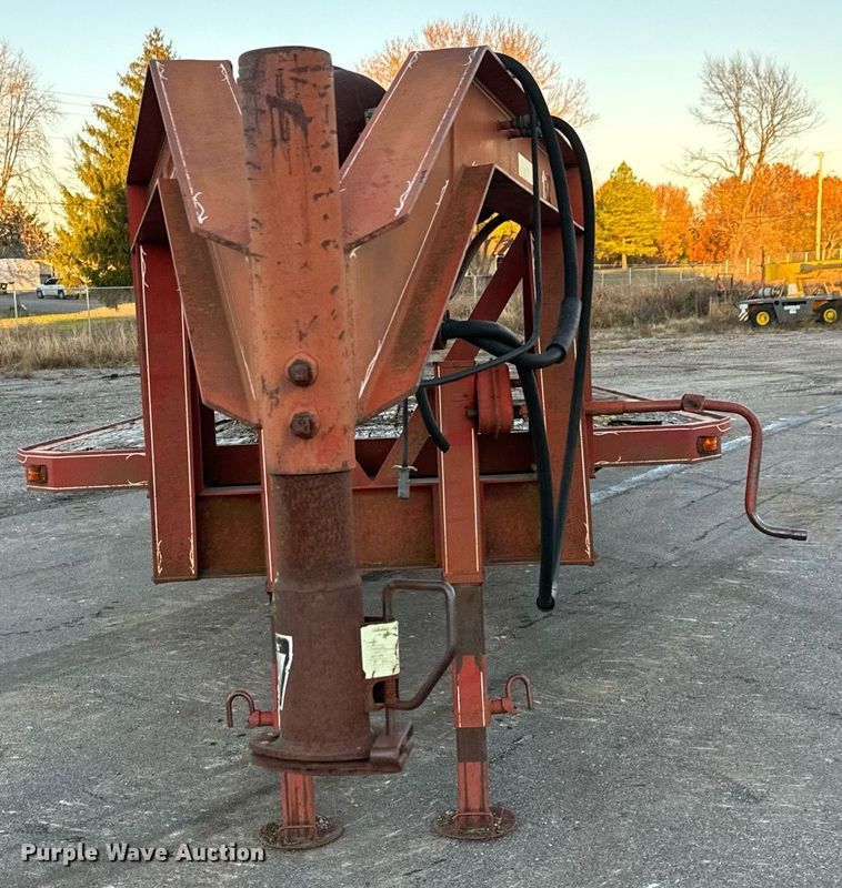 image for item MT9018 1991 Coose equipment trailer