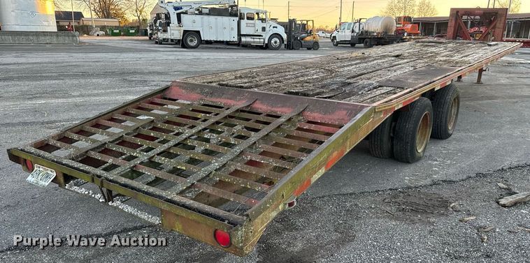 image for item MT9018 1991 Coose equipment trailer