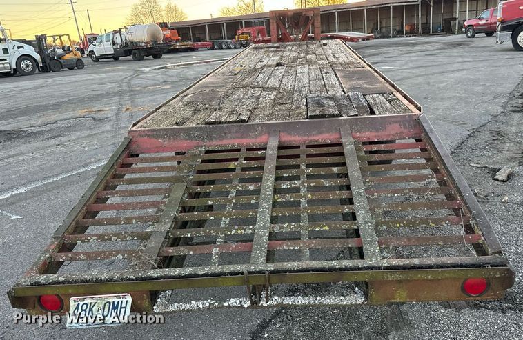 image for item MT9018 1991 Coose equipment trailer