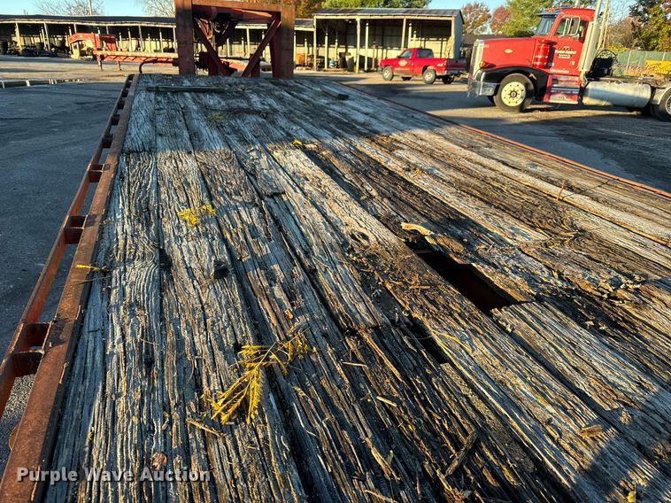 image for item MT9018 1991 Coose equipment trailer