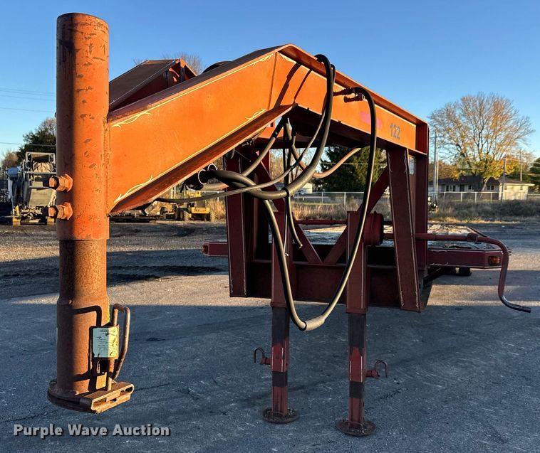 image for item MT9018 1991 Coose equipment trailer