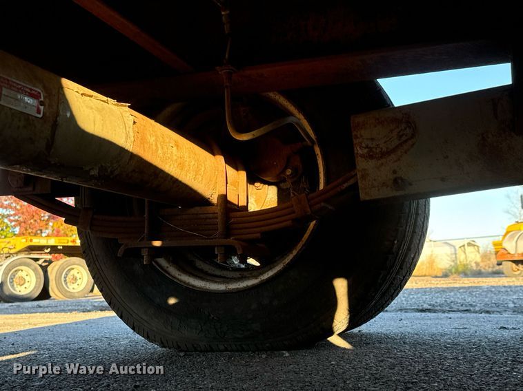 image for item MT9018 1991 Coose equipment trailer