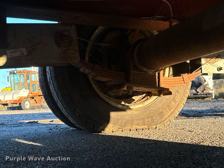 image for item MT9018 1991 Coose equipment trailer