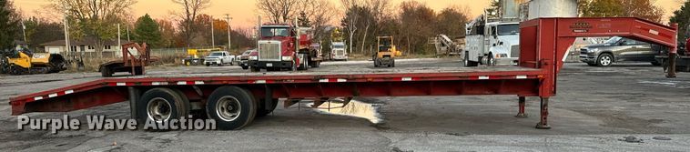 image for item MT9019 1993 Gold Star Trailers 120 equipment trailer