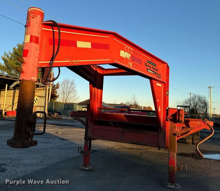 image for item MT9019 1993 Gold Star Trailers 120 equipment trailer