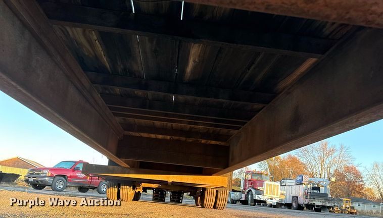 image for item MT9019 1993 Gold Star Trailers 120 equipment trailer