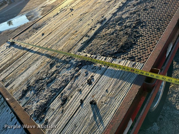 image for item MT9019 1993 Gold Star Trailers 120 equipment trailer