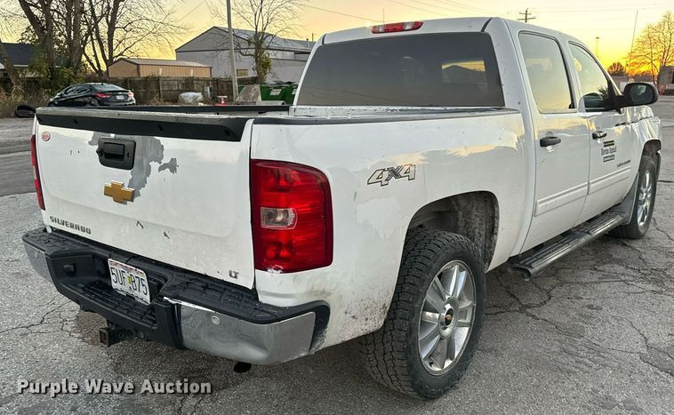 image for item MT9020 2012 Chevrolet Silverado 1500 Crew Cab pickup truck