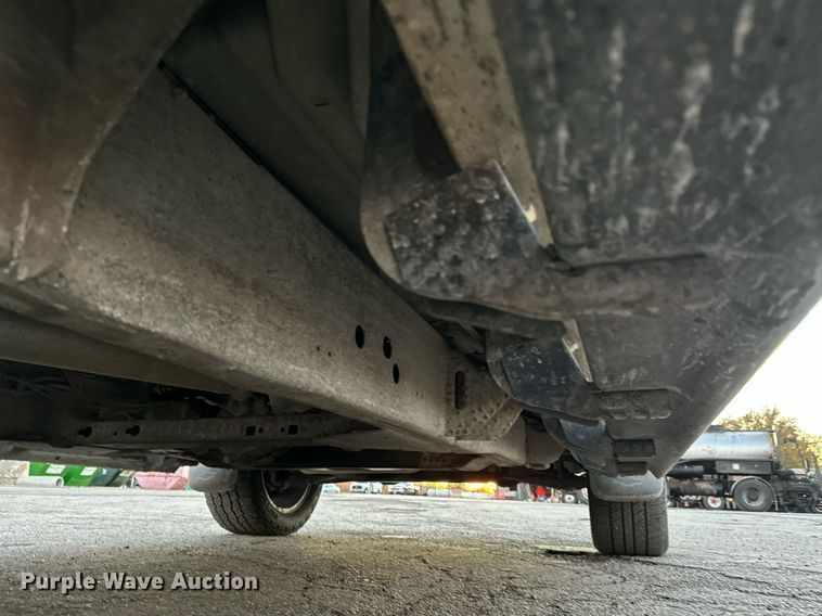 image for item MT9020 2012 Chevrolet Silverado 1500 Crew Cab pickup truck