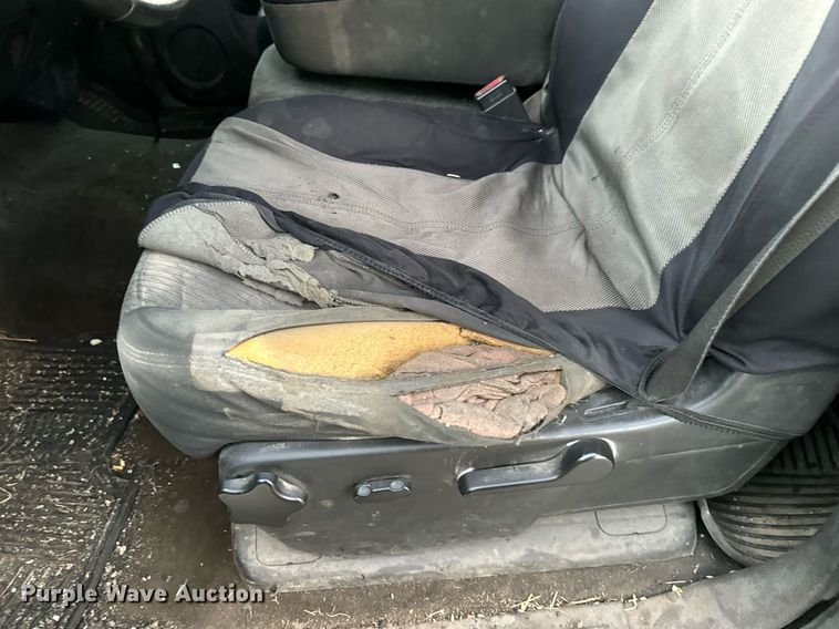 image for item MT9020 2012 Chevrolet Silverado 1500 Crew Cab pickup truck