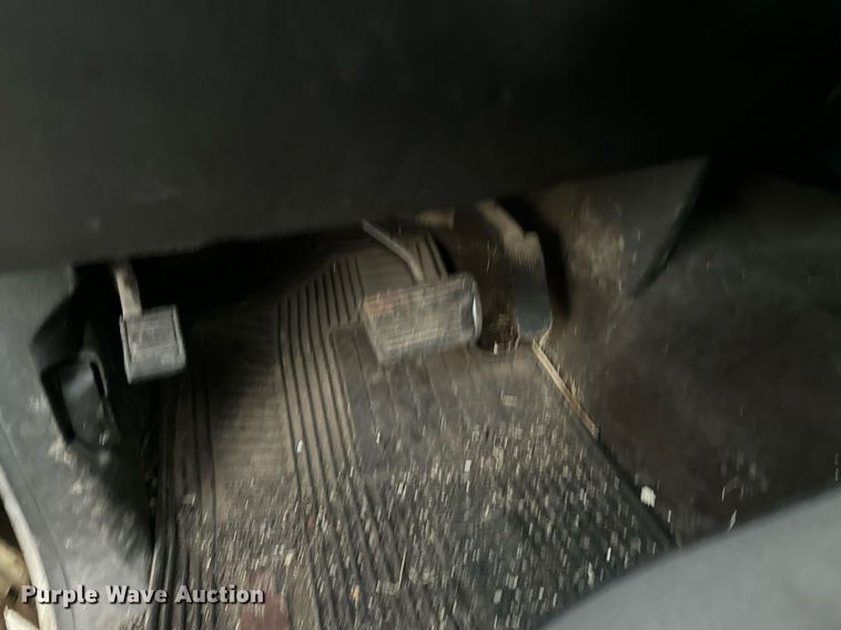 image for item MT9020 2012 Chevrolet Silverado 1500 Crew Cab pickup truck