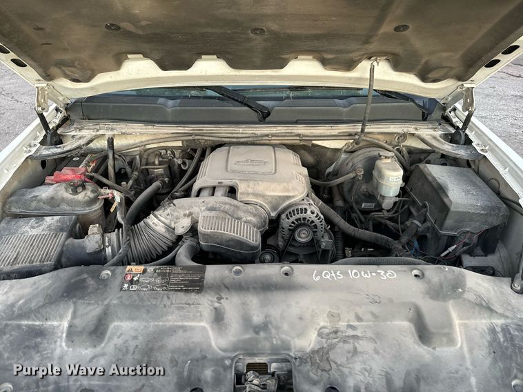 image for item MT9020 2012 Chevrolet Silverado 1500 Crew Cab pickup truck