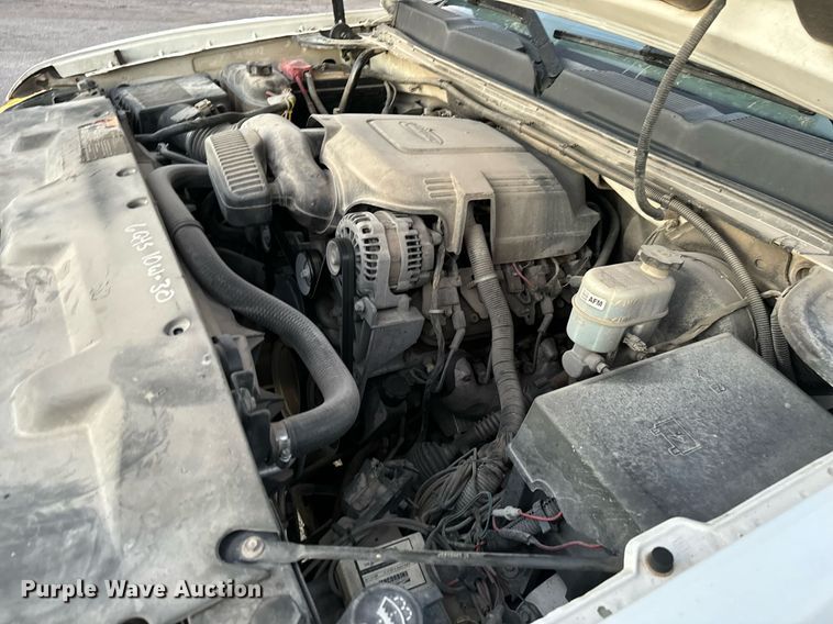 image for item MT9020 2012 Chevrolet Silverado 1500 Crew Cab pickup truck