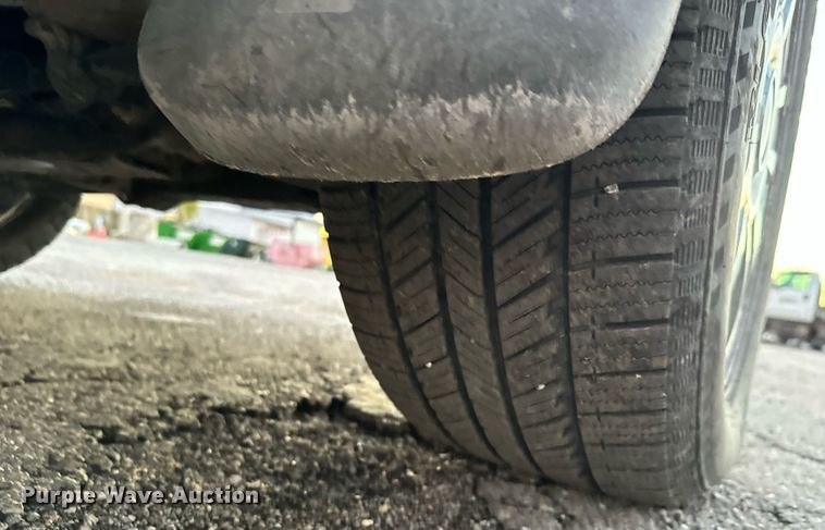 image for item MT9020 2012 Chevrolet Silverado 1500 Crew Cab pickup truck