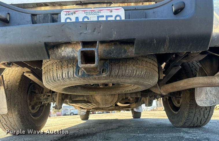 image for item MT9021 2010 Chevrolet Silverado 1500 Crew Cab pickup truck