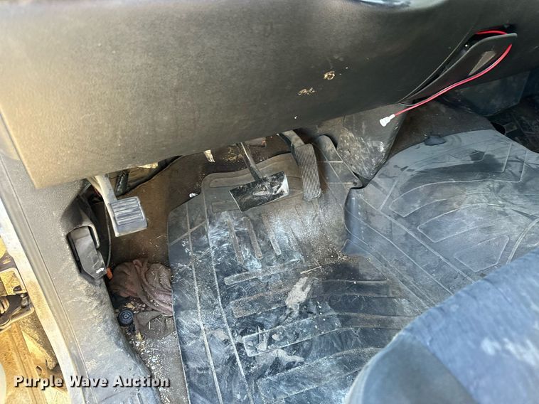 image for item MT9021 2010 Chevrolet Silverado 1500 Crew Cab pickup truck