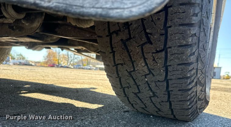 image for item MT9021 2010 Chevrolet Silverado 1500 Crew Cab pickup truck