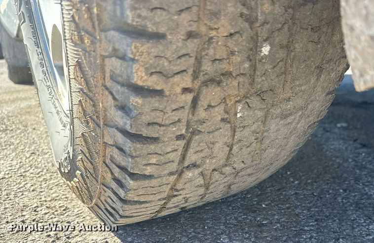 image for item MT9021 2010 Chevrolet Silverado 1500 Crew Cab pickup truck