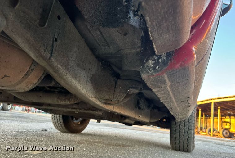 image for item MT9022 2004 Chevrolet Silverado 1500 pickup truck