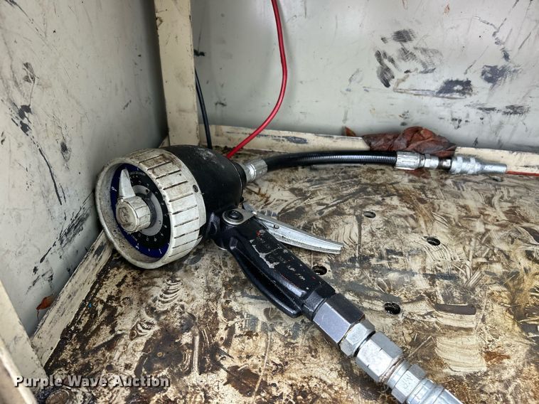 image for item NJ9563 2012 Ford F550 Super Duty XL utility / service truck