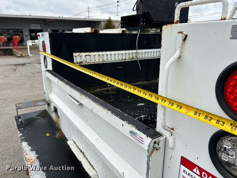 image for item NJ9563 2012 Ford F550 Super Duty XL utility / service truck