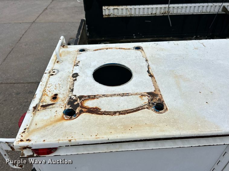 image for item NJ9563 2012 Ford F550 Super Duty XL utility / service truck