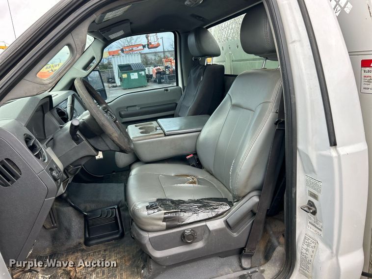 image for item NJ9563 2012 Ford F550 Super Duty XL utility / service truck