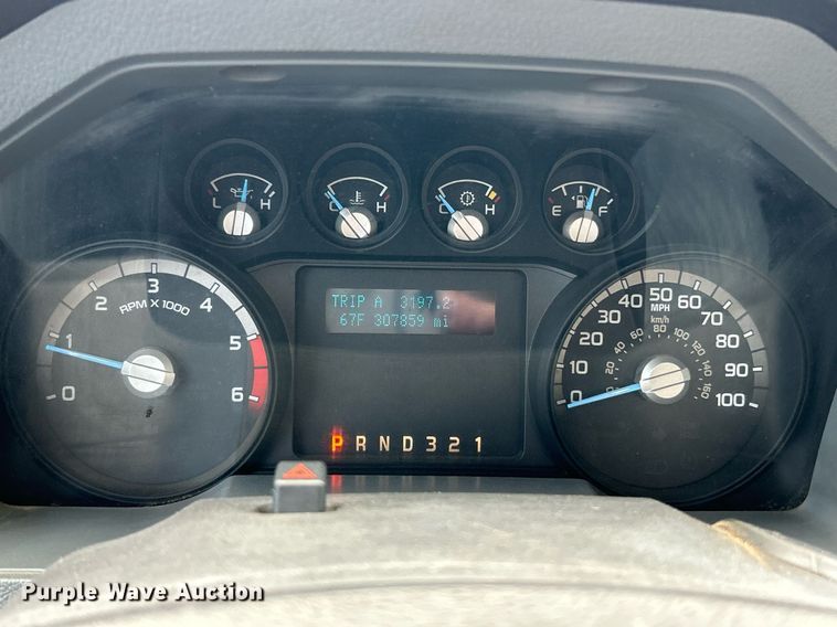 image for item NJ9563 2012 Ford F550 Super Duty XL utility / service truck