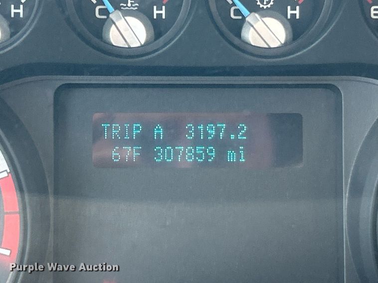 image for item NJ9563 2012 Ford F550 Super Duty XL utility / service truck