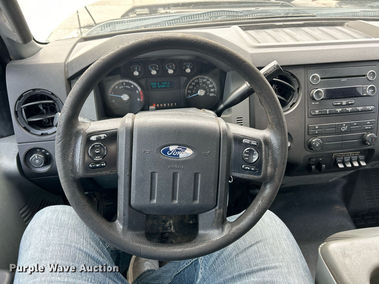 image for item NJ9563 2012 Ford F550 Super Duty XL utility / service truck