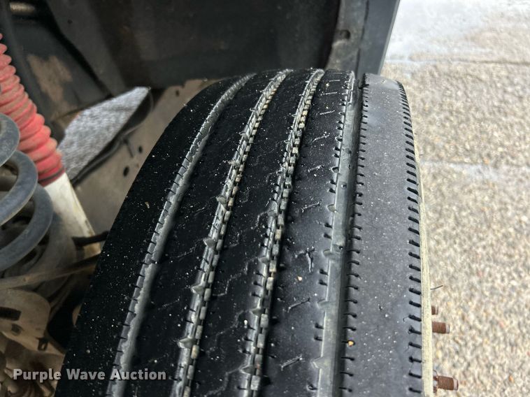 image for item NJ9563 2012 Ford F550 Super Duty XL utility / service truck